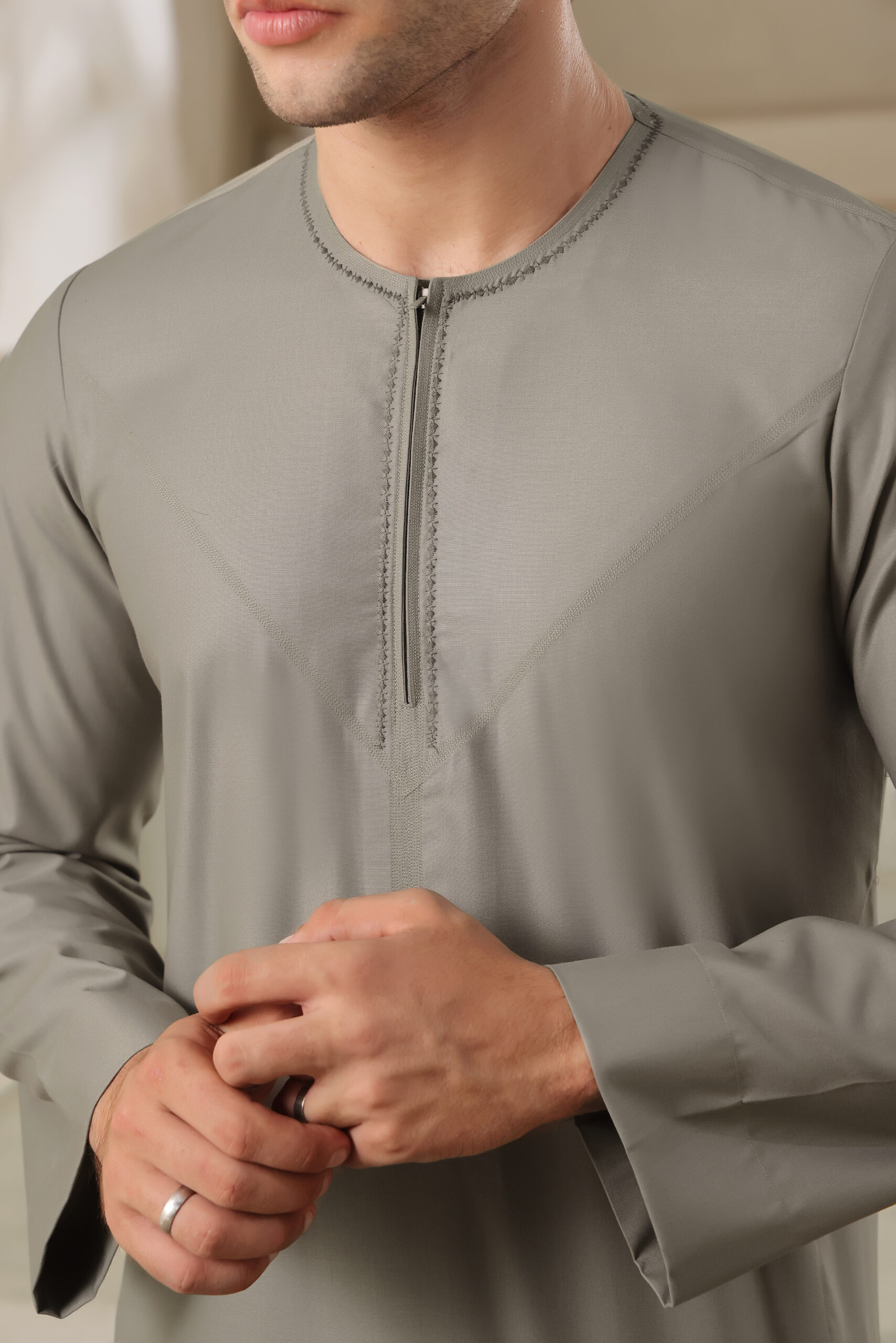 Al Hareer Emirati Thobe | Dust Olive